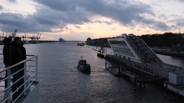 Hamburg: Pfefferkörner und Auslaufen